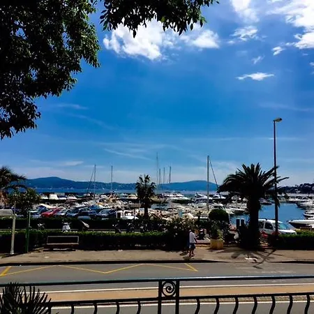 Apartment Pres Du Port Sainte-Maxime