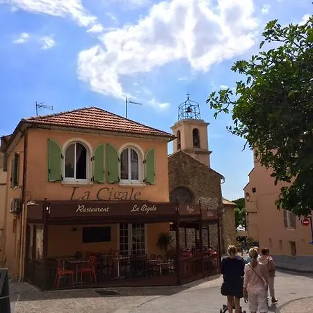 Pres Du Port Sainte-Maxime